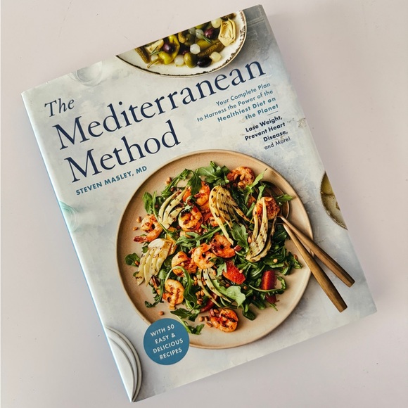 The Mediterranean Method Cookbook - Picture 1 of 11